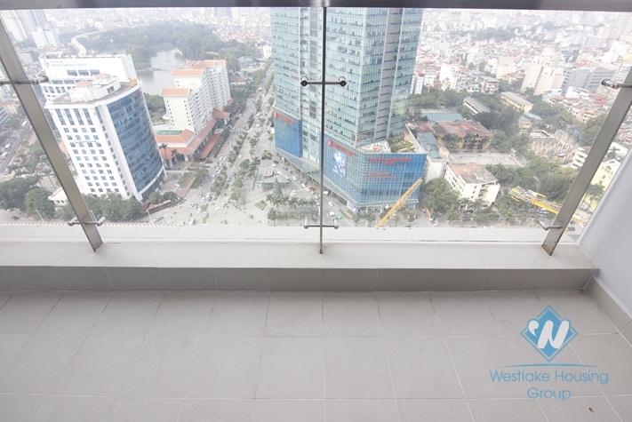 Two bedrooms apartment waiting furnished for rent in Vinhome Metropolis, Ha Noi
